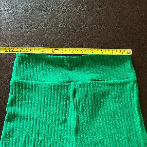 Green Ribbed Two-Piece Set - Picture 7 of 10